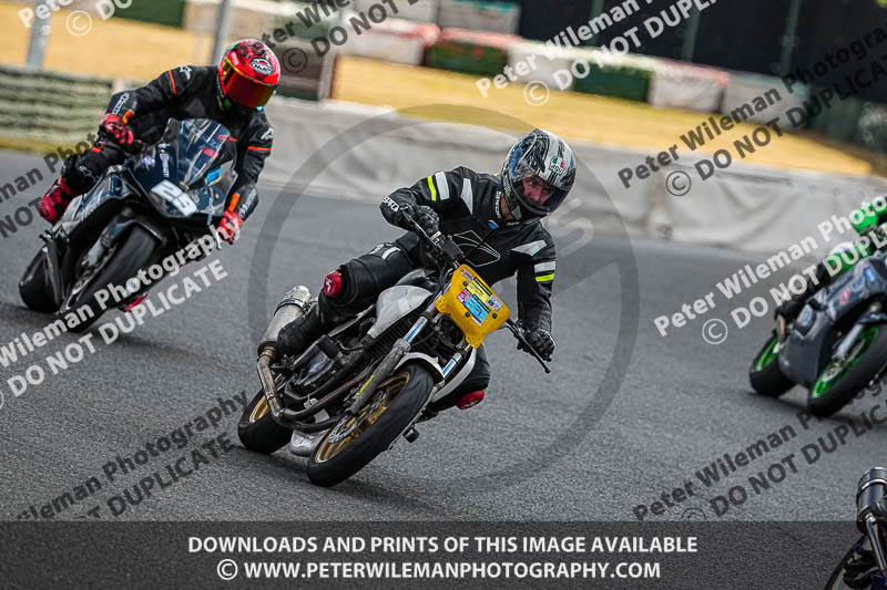 enduro digital images;event digital images;eventdigitalimages;mallory park;mallory park photographs;mallory park trackday;mallory park trackday photographs;no limits trackdays;peter wileman photography;racing digital images;trackday digital images;trackday photos